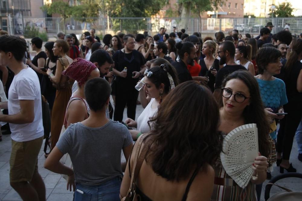 Desfile de moda en el Centro Párraga