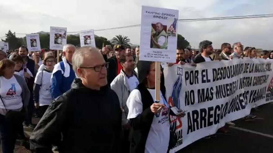 Manifestación en Navalvillar de Pela para exigir la conversión de la N-430 en autovía