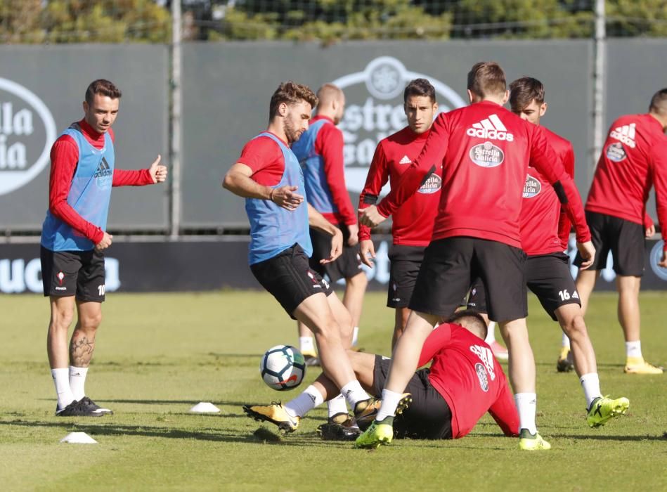 Los jugadores celestes ultiman los preparativos para su visita al Espanyol.