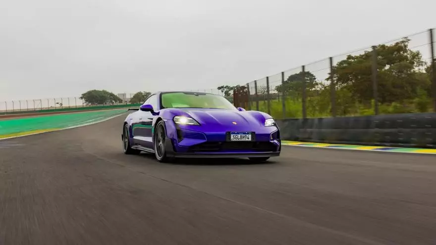 ¡Imparable! El Porsche Taycan Turbo GT rompe récords en Interlagos