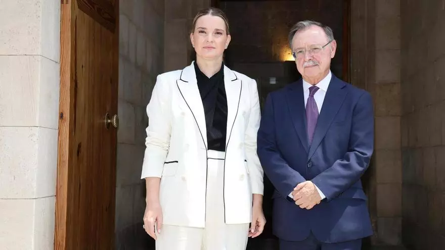 VÍDEO | Prohens y los ayuntamientos del PP en Mallorca se vuelcan con Ceuta y secundan las concentraciones de este miércoles