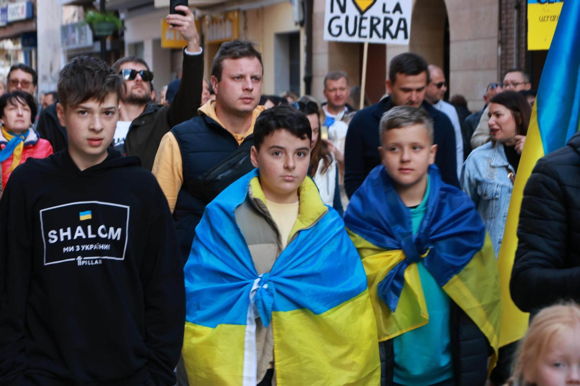 Cientos de castellonenses se manifestan por la paz en Ucrania