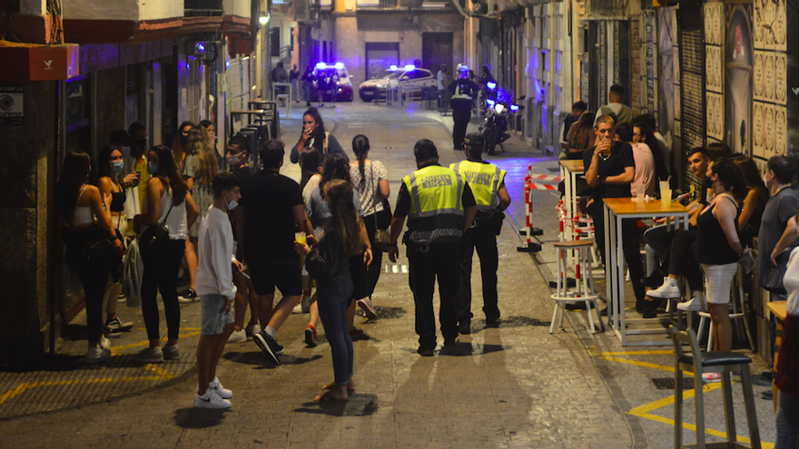 Más presencia policial para evitar botellones en Cartagena