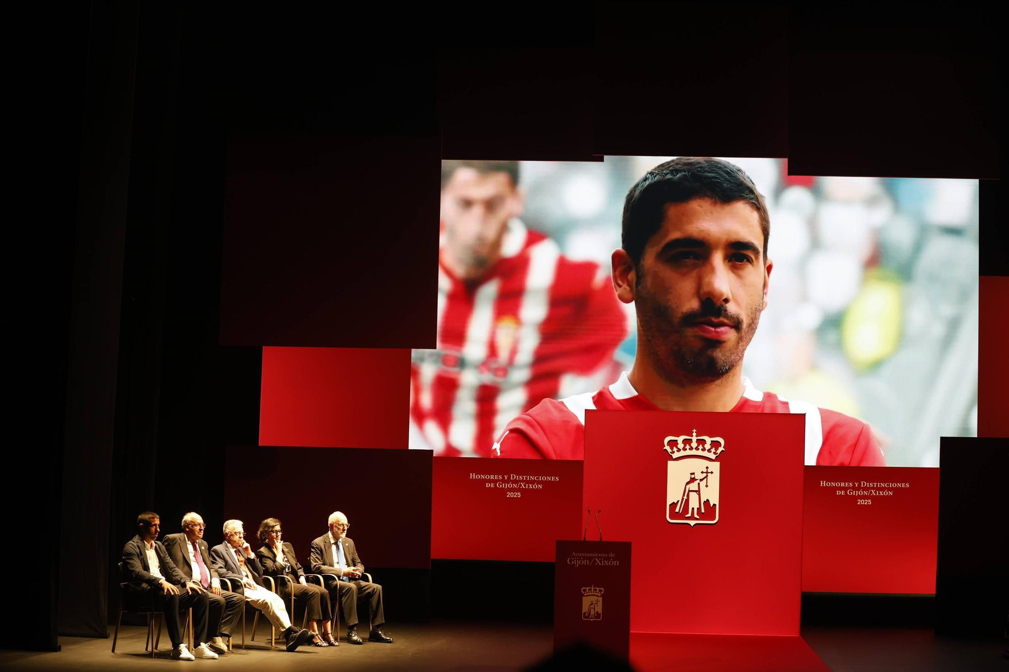 La entrega de medallas y distinciones de Gijón, en imágenes