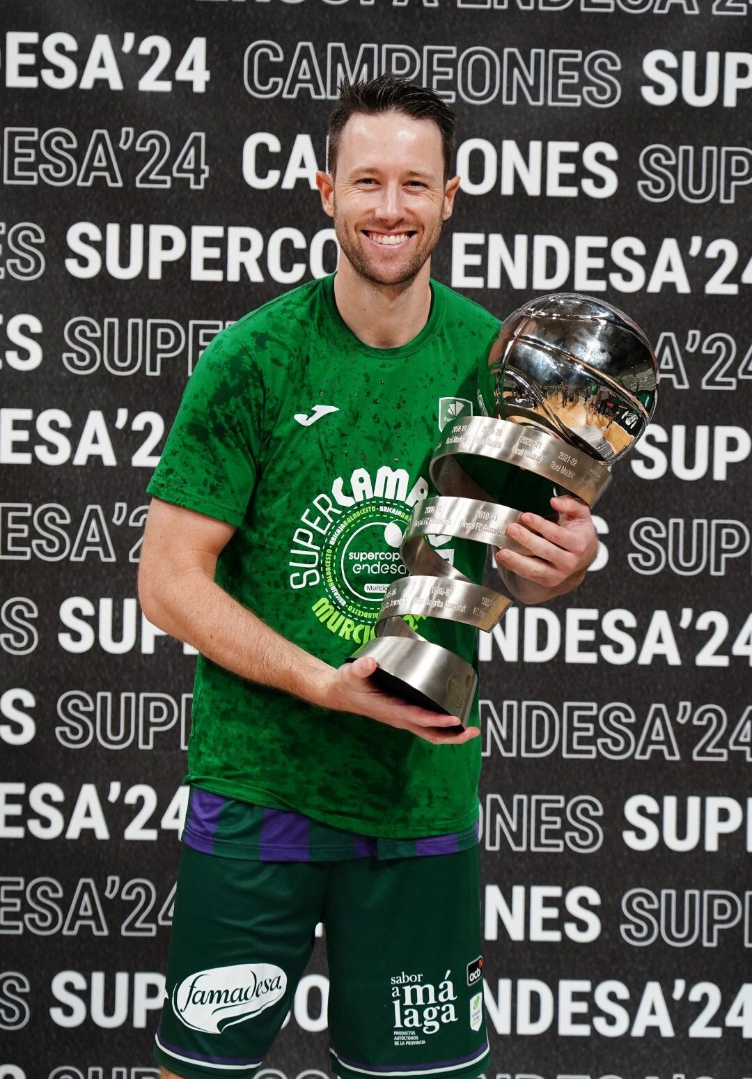 Sesión de fotos al Unicaja como campeón de la Supercopa de España 2024, tras derrotar al Real Madrid