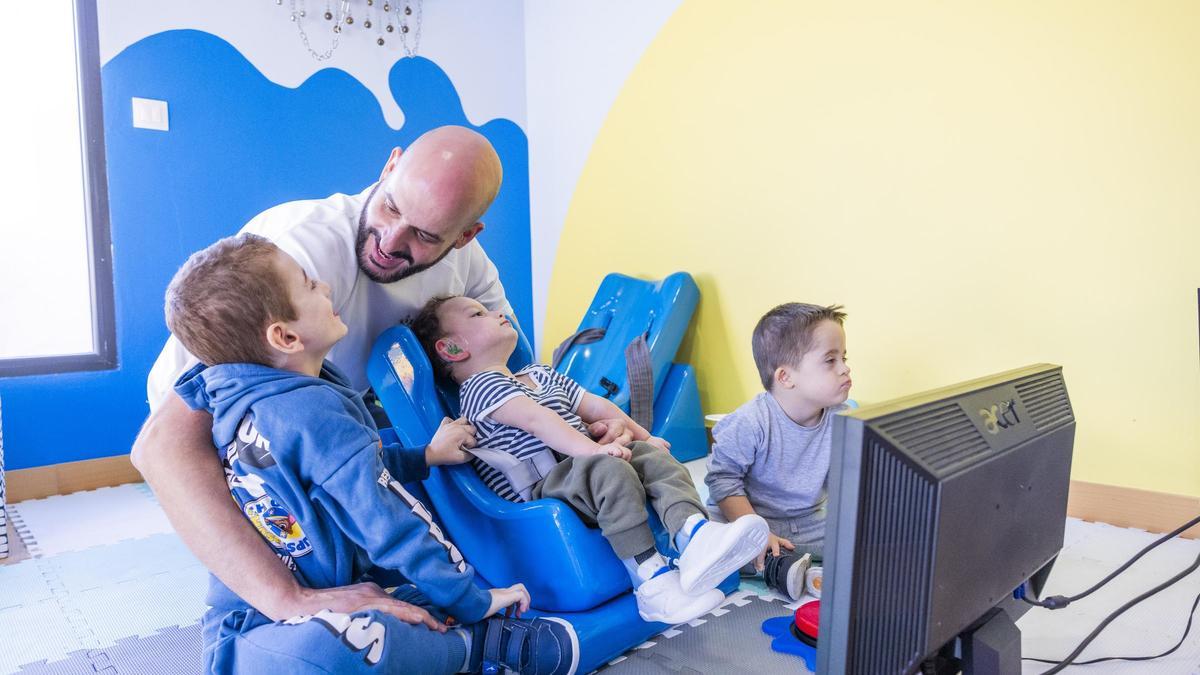 El aula de 2 años es un entorno natural, adaptado y profundamente humanizado.