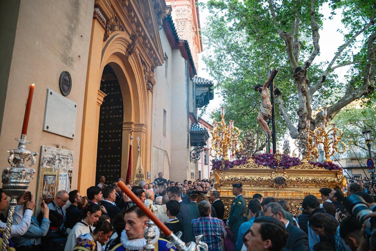 El Cristo de los Desamparados del Santo Ángel en la Plaza de la Magdalena