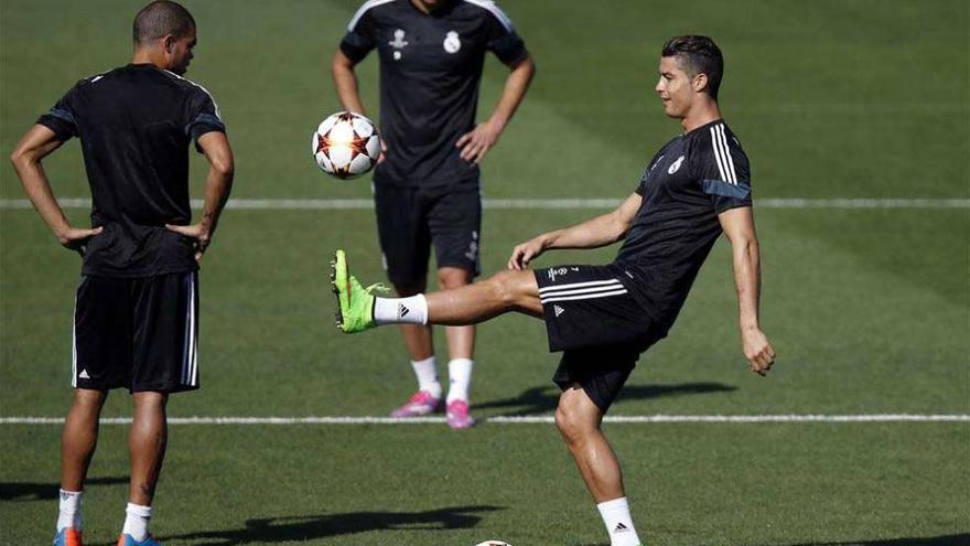 Un Real Madrid en horas bajas vuelve a escena ante el Basilea