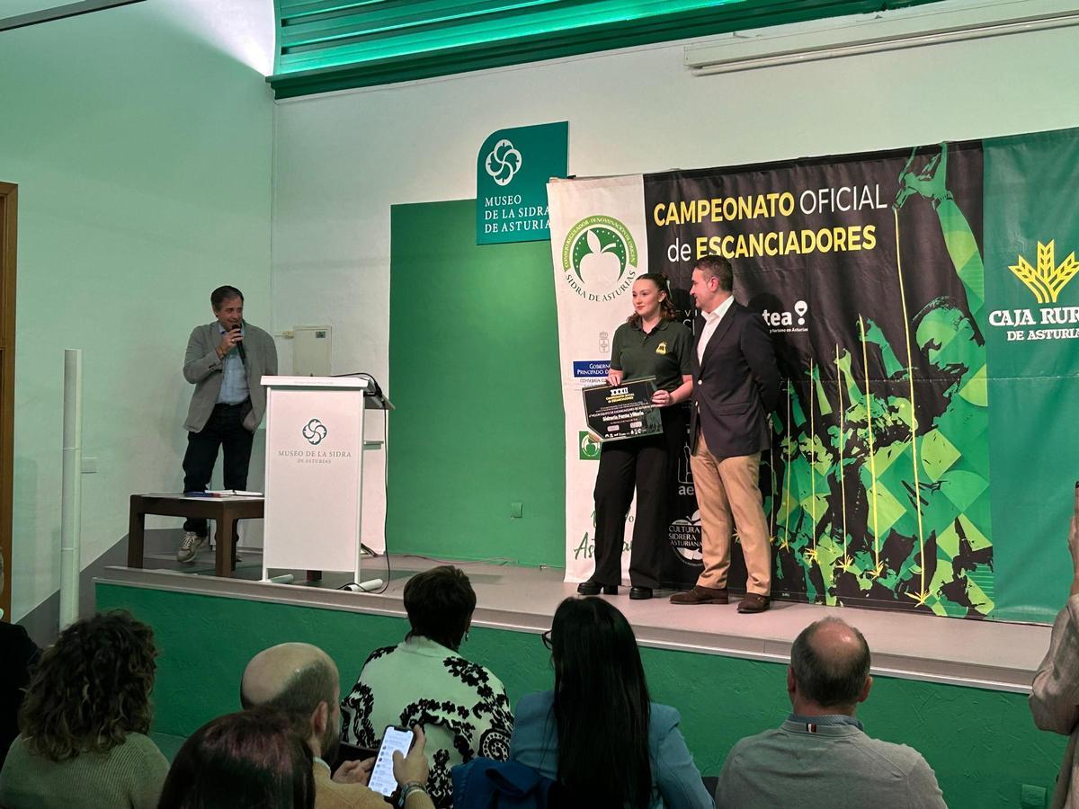 EN IMÁGENES: La 32.ª edición del Campeonato de Escanciadores de Asturias vuelve a coronar a Salvador Ondó