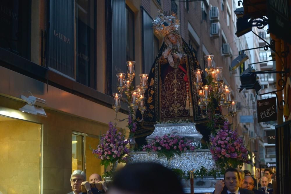 La procesión de la Virgen del Olvido marcha desde San Bartolomé