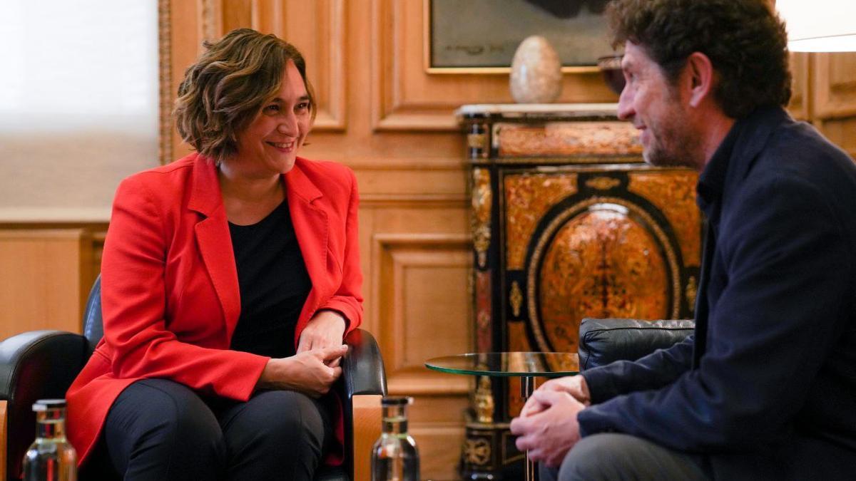 Ada Colau y Alberto Jarabo se reunieron el martes en el Ayuntamiento de Barcelona.