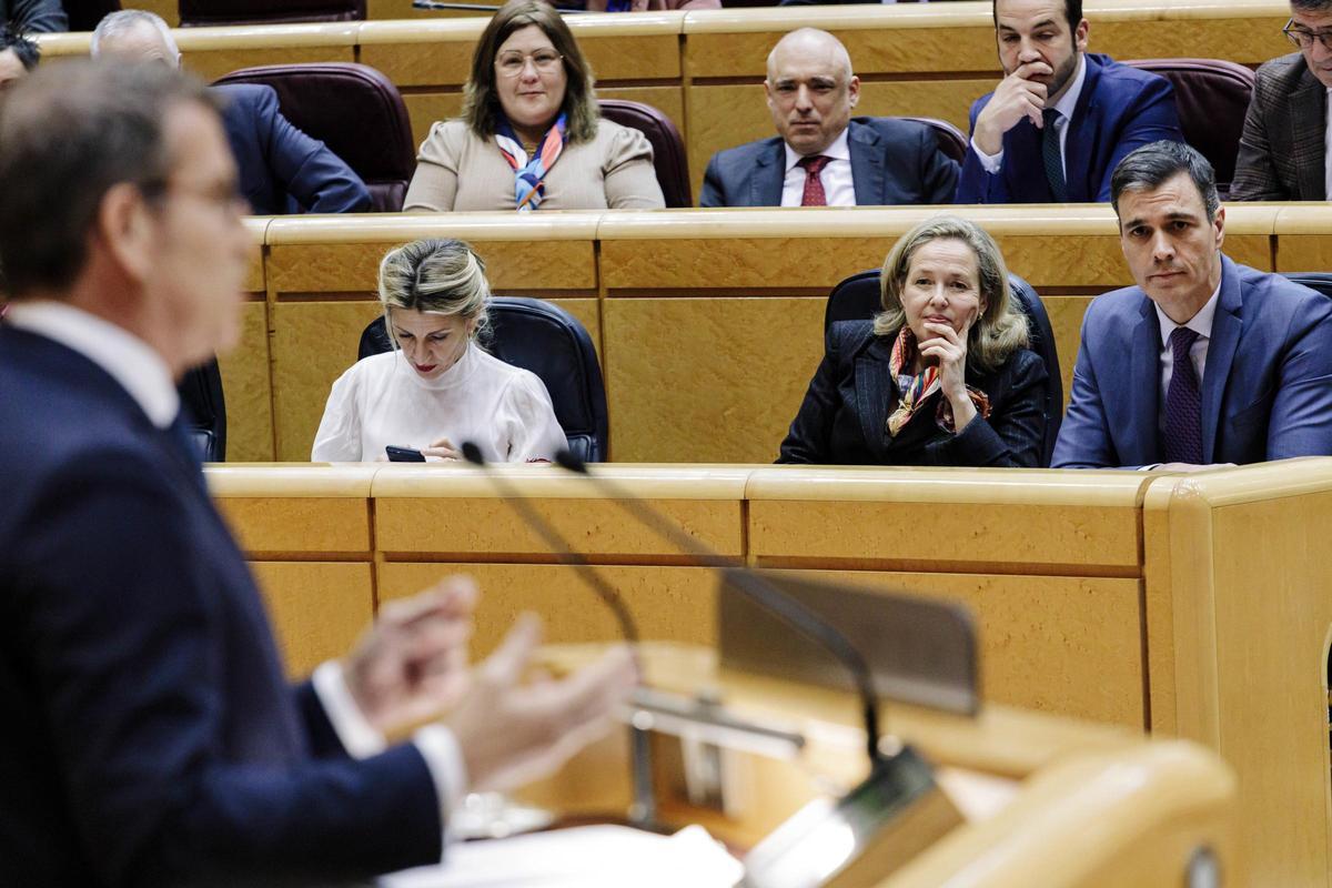 Sánchez posposa el ‘cara a cara’ amb Feijóo al Senat per al 18 d’abril Sánchez posposa el ‘cara a cara’ amb Feijóo al Senat per al 18 d’abril