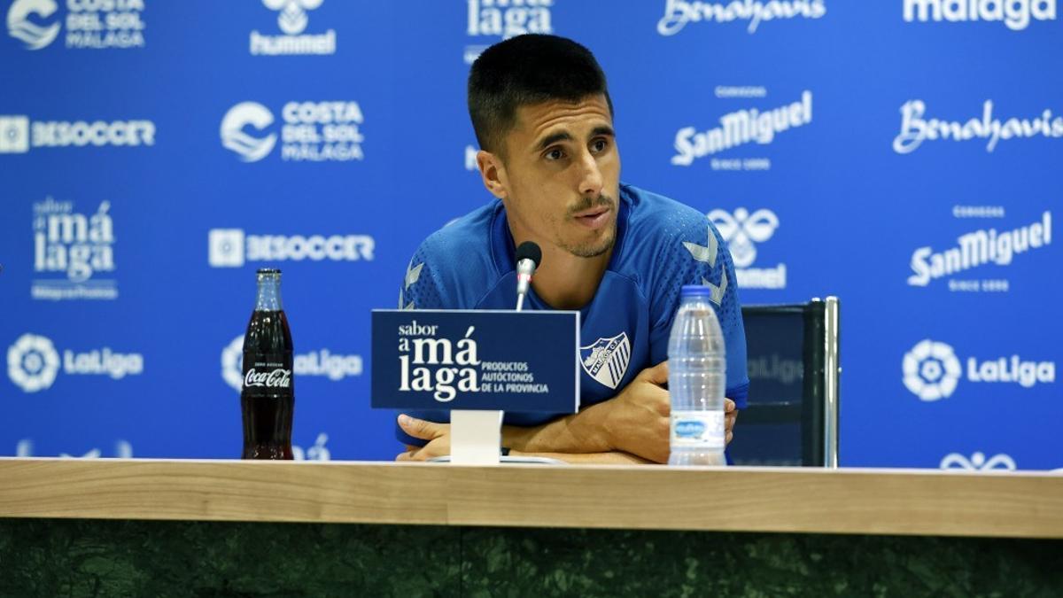 Unai Bustinza, defensa del Málaga CF.