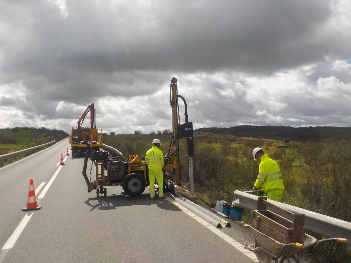 La Junta adjudica por 14,2 millones la conservación de 770 kilómetros de carreteras en Córdoba.