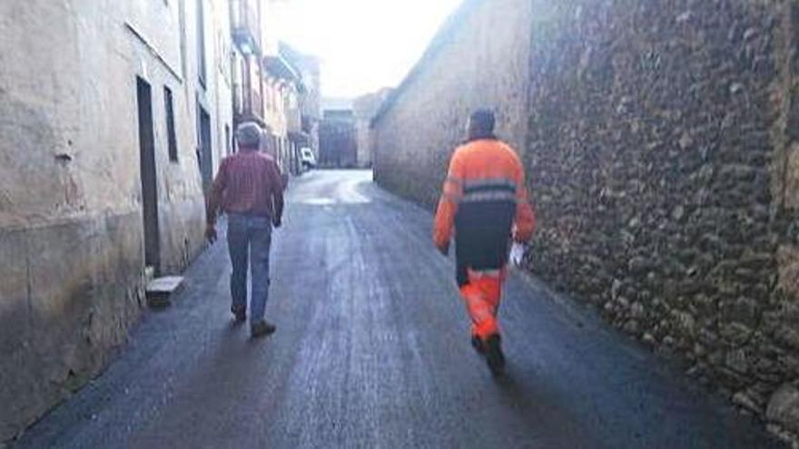 Puigcerdà i el Consell pacten una actuació per millorar el carrer de la Font d&#039;Age