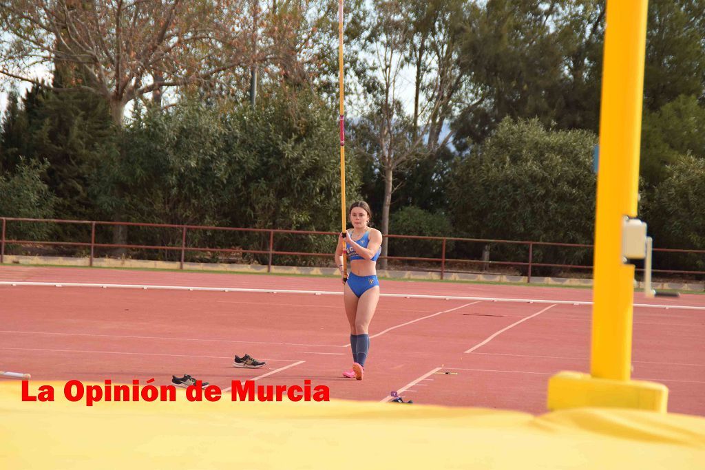 Regional absoluto y sub-23 de atletismo en Lorca (I)