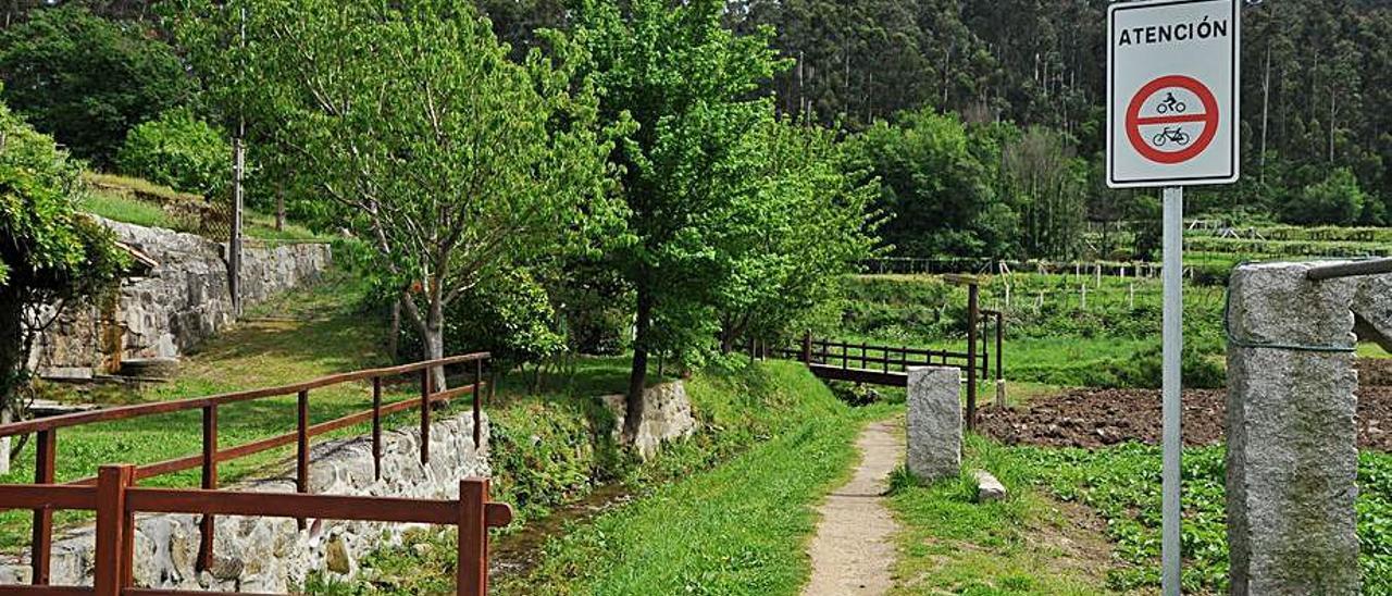 Un tramo de la ruta del río de A Chanca.   | // IÑAKI ABELLA