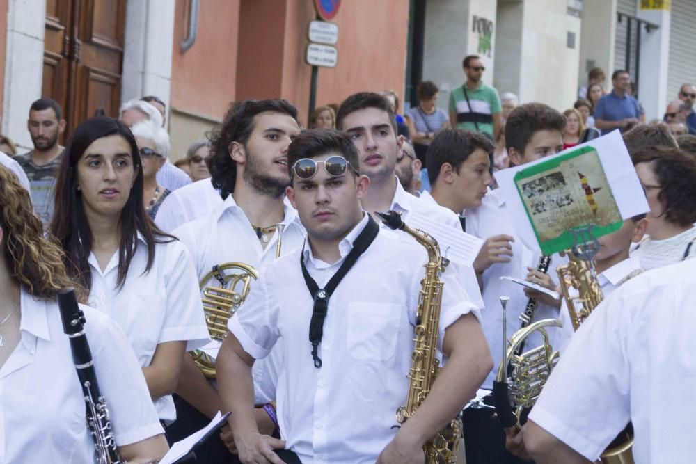 Entrada de Bandes de les festes de Moros i Cristians d'Ontinyent 2019