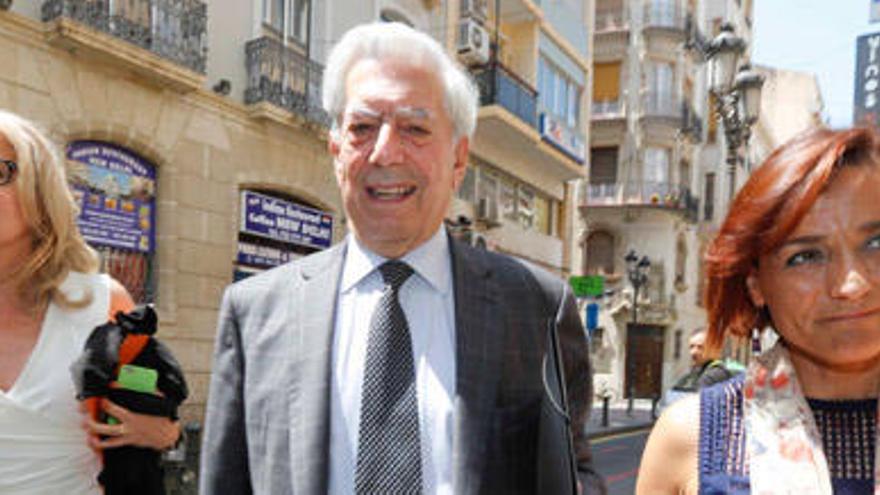 Vargas Llosa hoy en Alicante