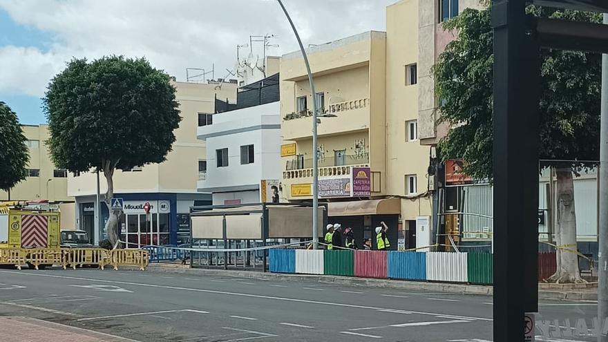 Desalojan un edificio en Vecindario por riesgo de colapso inminente