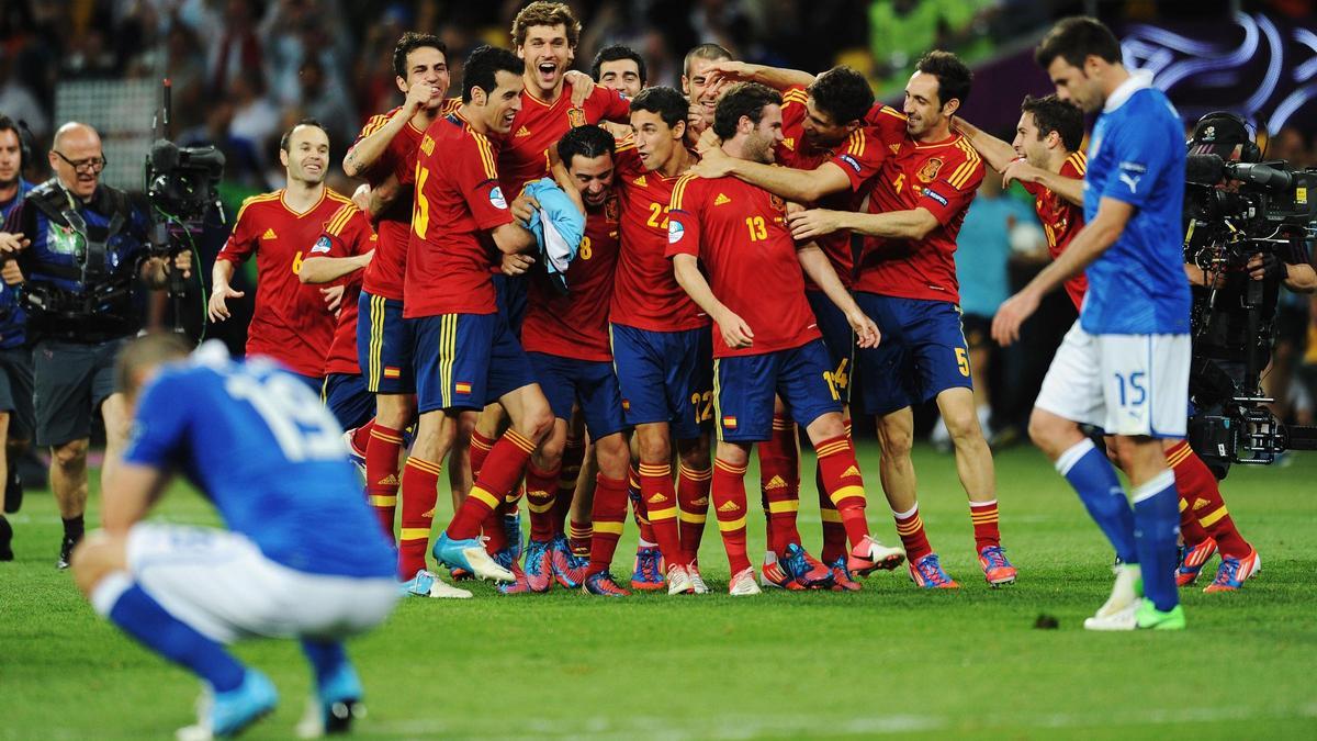 La celebración tras la goleada sobre Italia en la final de 2012.