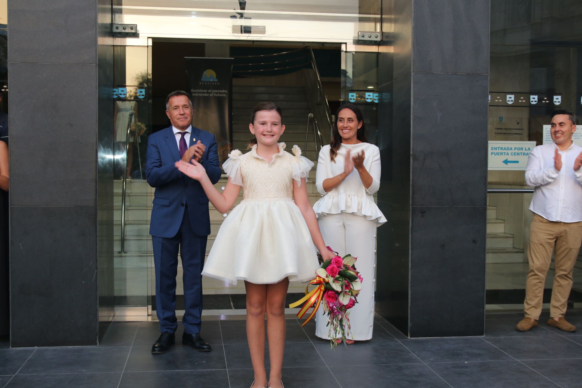 Las imágenes de la elección de las reinas falleras de Burriana