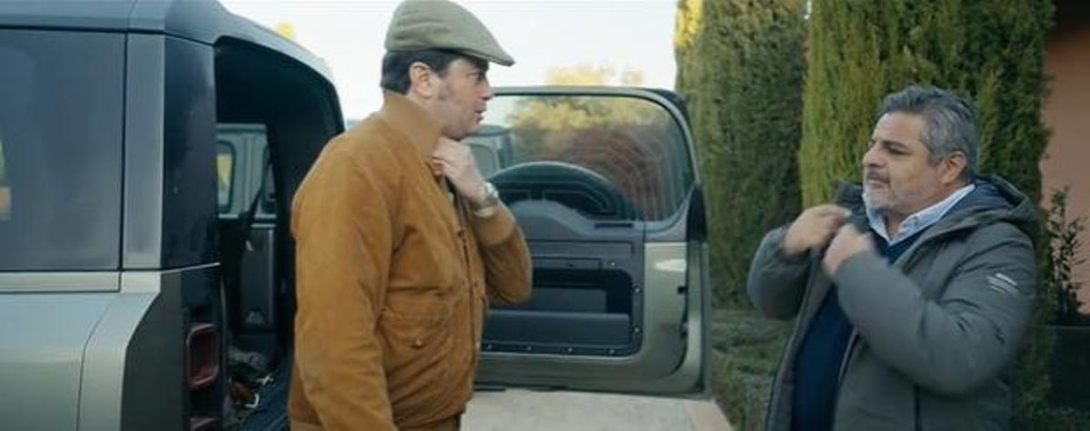 Lolo de Juan (izqda.) con el periodista Jalis de la Serna