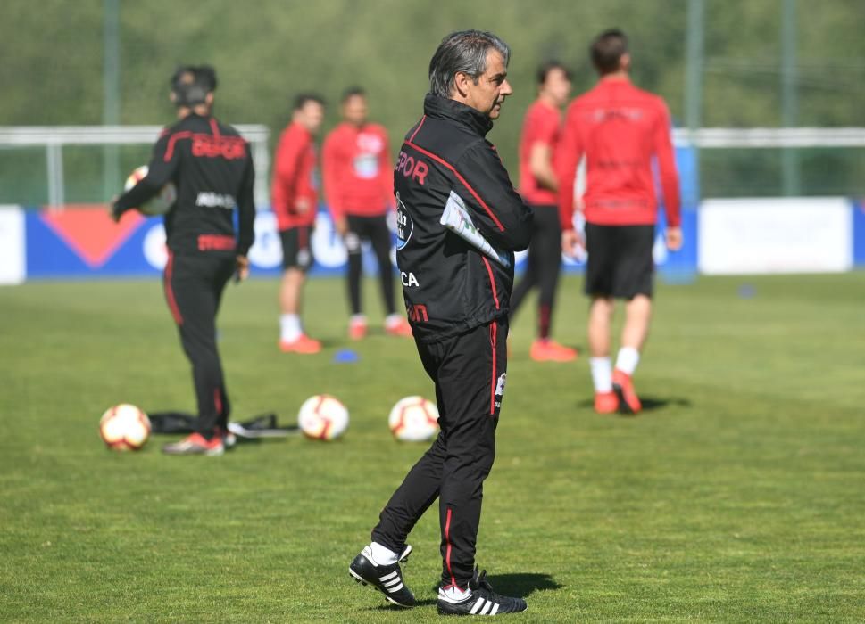 El Dépor prepara el partido de Oviedo