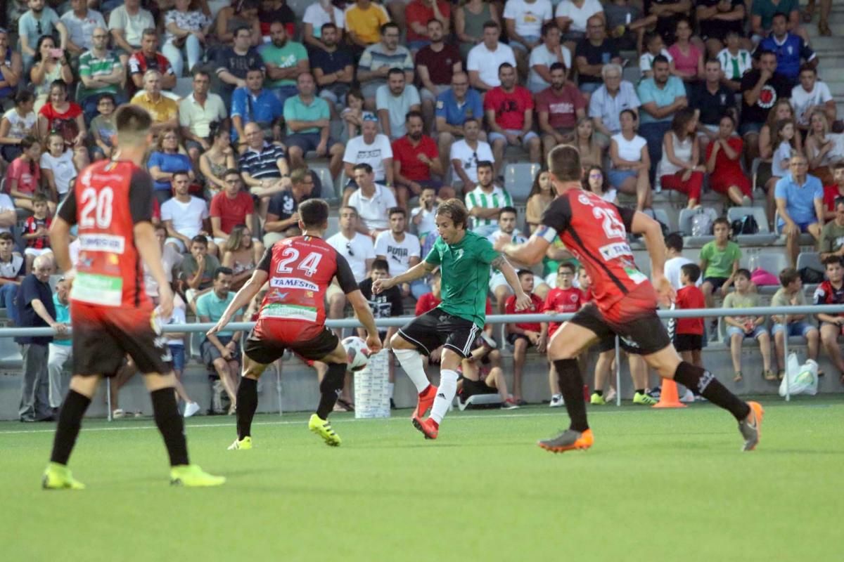 Victoria del Córdoba CF en Puente Genil