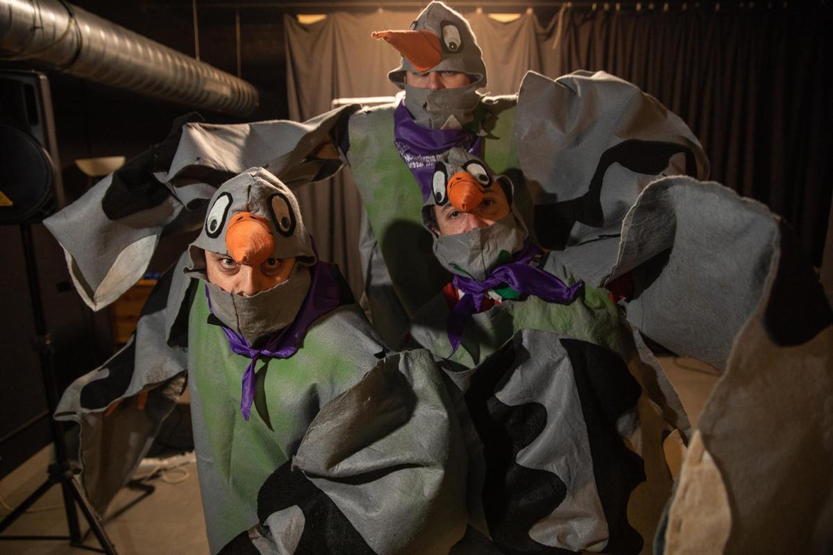 L’‘encierro’ del colom: la surrealista tradició de Santa Coloma que va néixer amb un comiat de solter L’‘encierro’ del colom: la surrealista tradició de Santa Coloma que va néixer amb un comiat de solter
