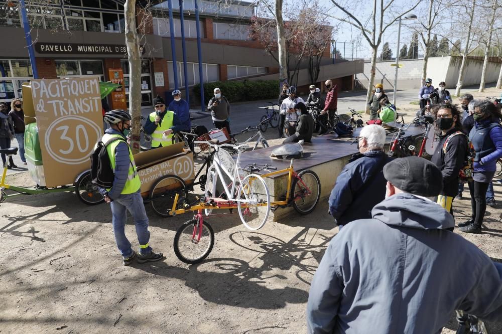 Manifestació a Salt contra la violència vial