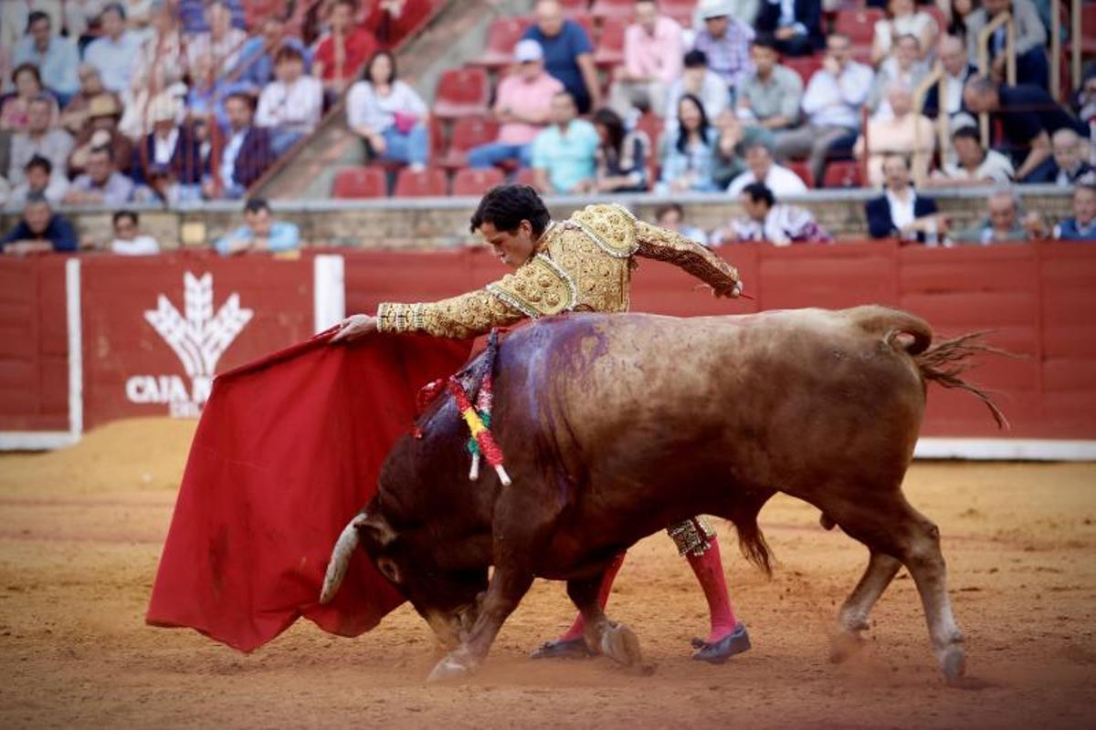 La primera corrida de abono de la Feria Taurina de Córdoba, en imágenes