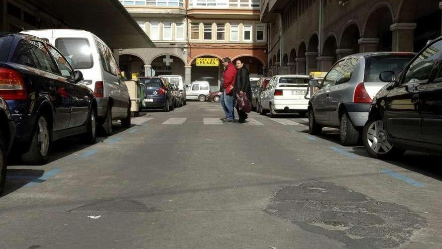 Imagen de la calle Pío XII en el entorno del mercado de San Agustín. / juan varela