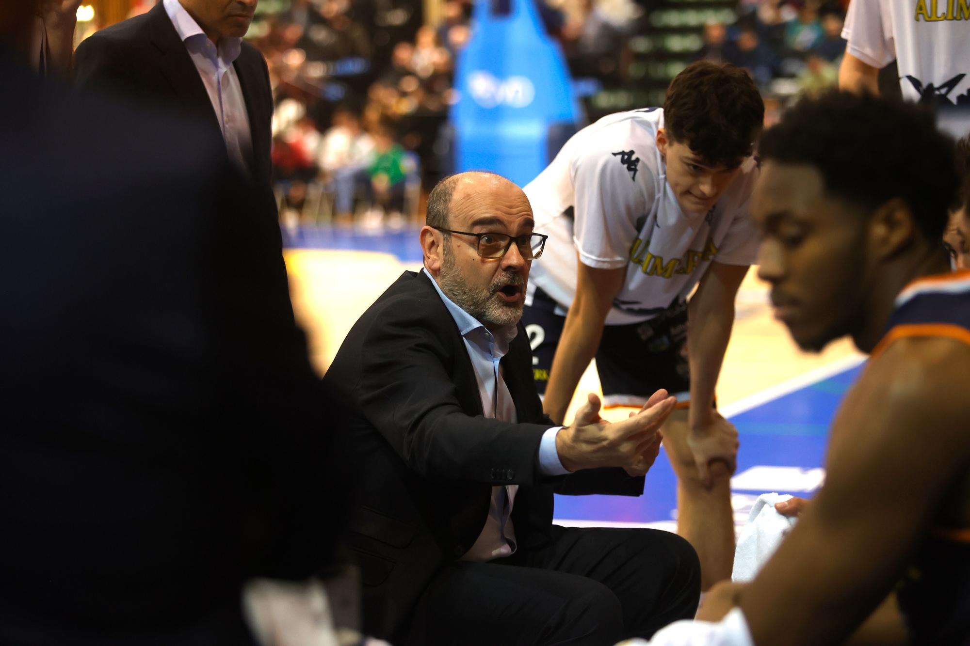 El Alimerka Oviedo cae ante el Alega Cantabria (62-69)