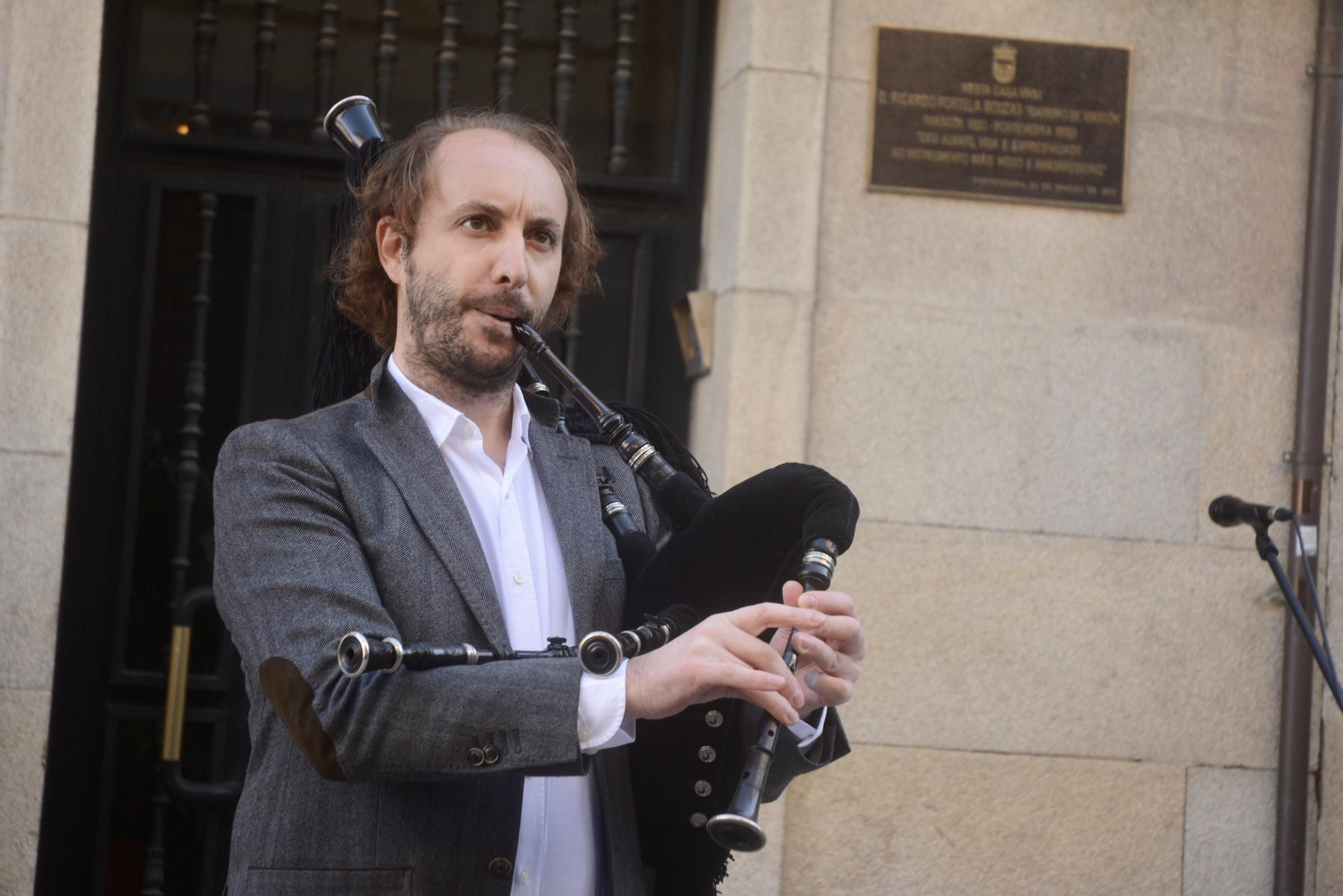 Ponevedra homenajea al gaiteiro Ricardo Portela