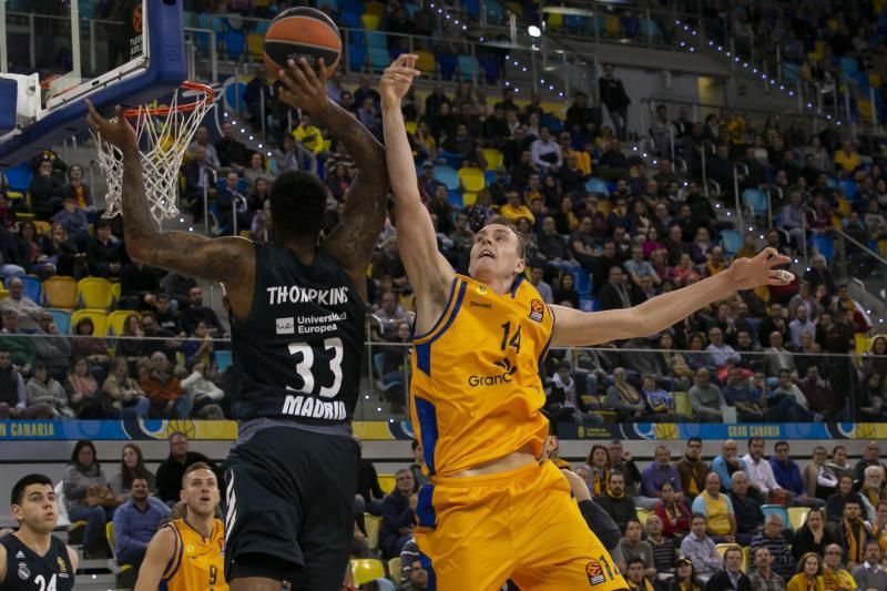 08.01.19. Las Palmas de Gran Canaria. Baloncesto Euroliga temporada 2018-19. Herbalife Gran Canaria - Real Madrid. Gran Canaria Arena Foto Quique Curbelo  | 08/01/2019 | Fotógrafo: Quique Curbelo