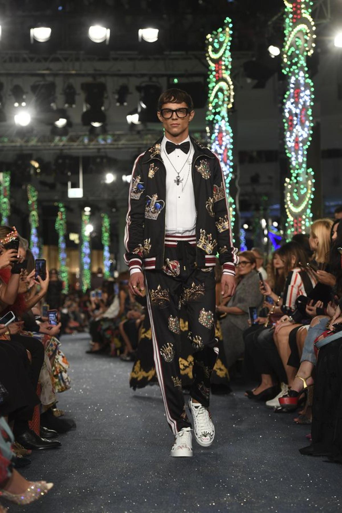Desfile de presentación de la nueva tienda de Dolce &amp; Gabbana en Dubai - Look 9