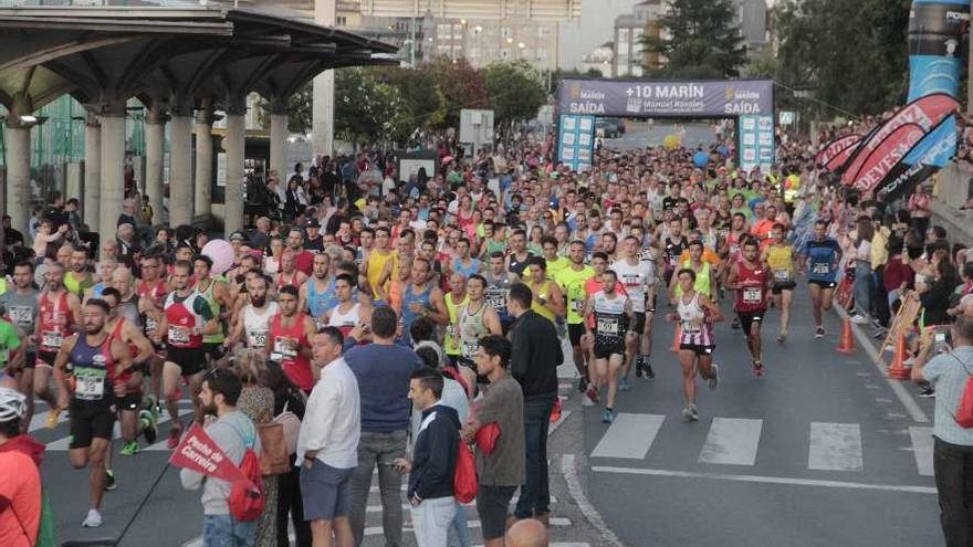 Carrera sénior (arriba) y una de las pruebas de categorías inferiores. // Santos Álvarez