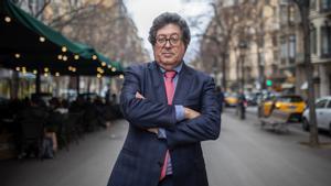 José Luis Terreros, en la Rambla de Catalunya de Barcelona, frente a la sede de la UFEC.