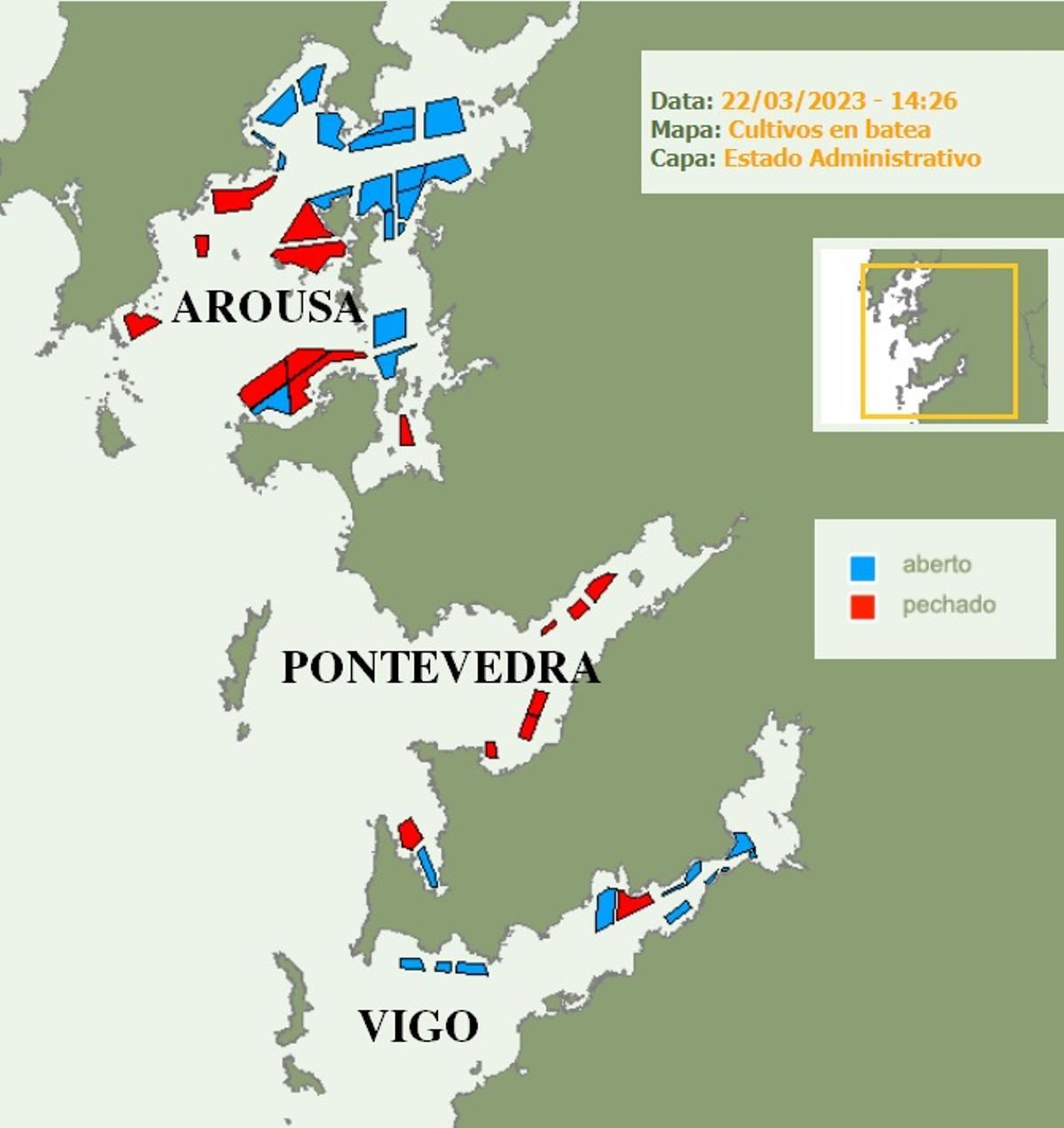 Mapa con los polígonos bateeiros de mejillón abiertos (azul) y cerrados (rojo), en la tarde de ayer.   | //  INTECMAR