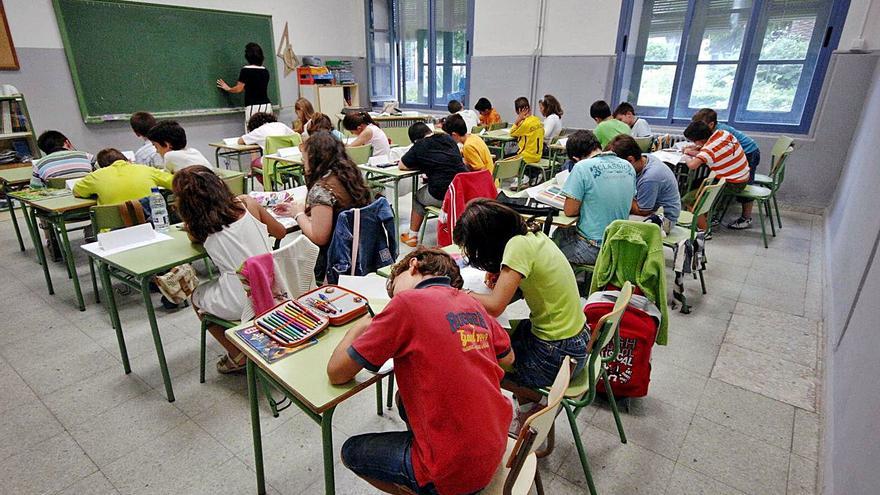 Alumnos de cuarto de Primaria, en una clase en Ciudad Real. | // EFE