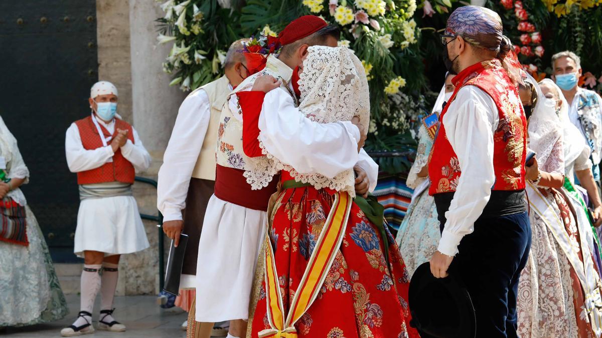 Búscate en el segundo día de Ofrenda por las calles del Mar y Avellanas (entre las 11.00 y 12.00 horas)