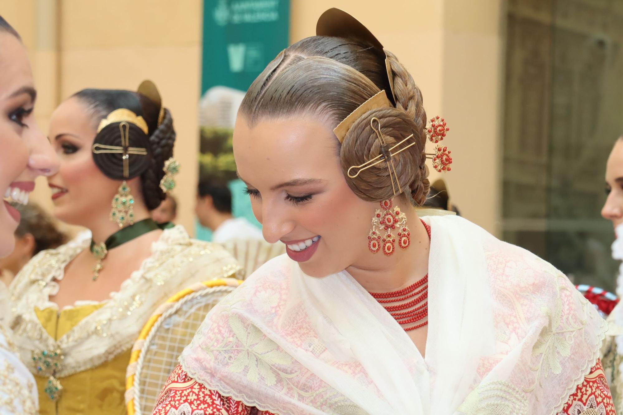 La Batalla de Flores de las candidatas a Falleras Mayores de València