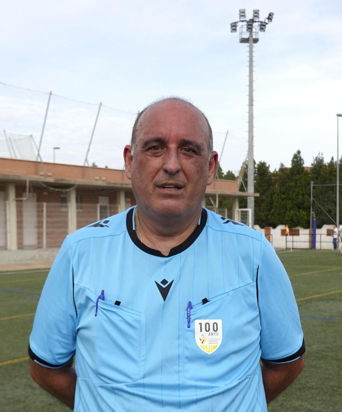 El árbitro Salvador Castelló Molés.