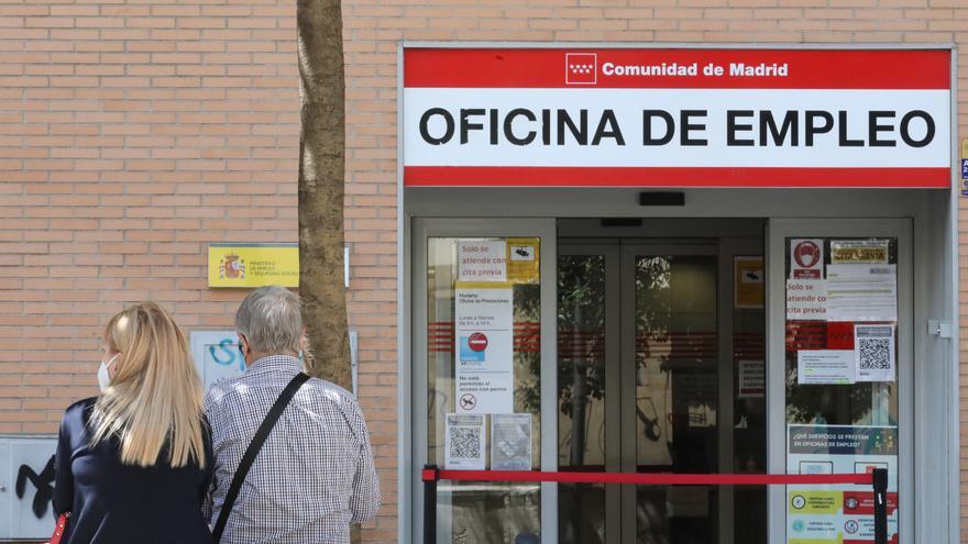 El paro repunta en el primer trimestre y se sitúa en el 13,6%