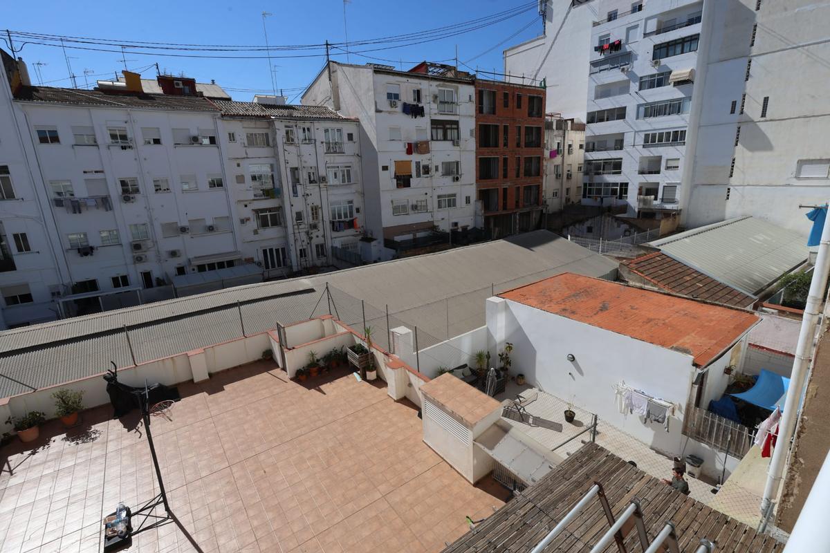 Los bajos interiores donde estaban proyectados 34 apartamentos turísticos y 61 plazas de parking subterráneo