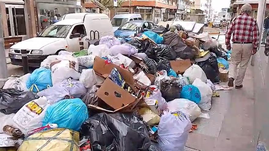 La basura se acumula en las calles de A Coruña por la huelga