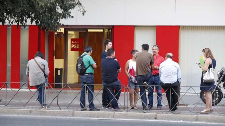 Antonio Ruiz será el secretario del PSOE al no lograr Teba Roldán los avales necesarios