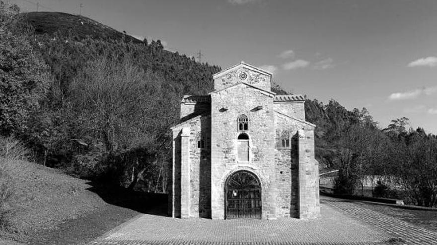 San Miguel de Lillo, en una imagen tomada esta misma semana.