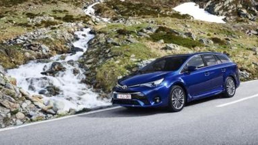 El nuevo Toyota Avensis logra cinco estrellas Euro NCAP